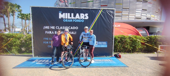 Complete Team At The Finish